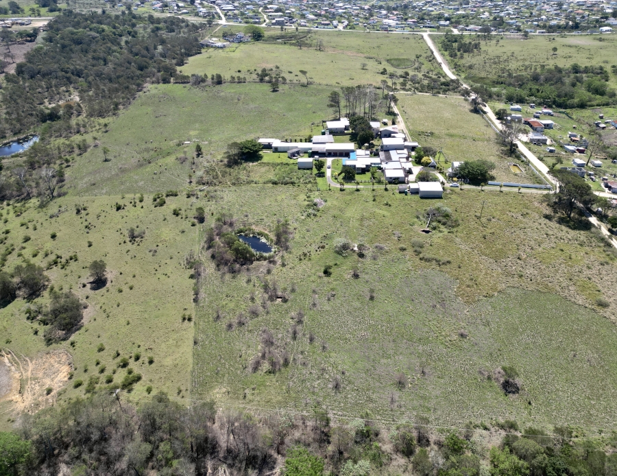 17 Bedroom Property for Sale in Cove Rock Eastern Cape